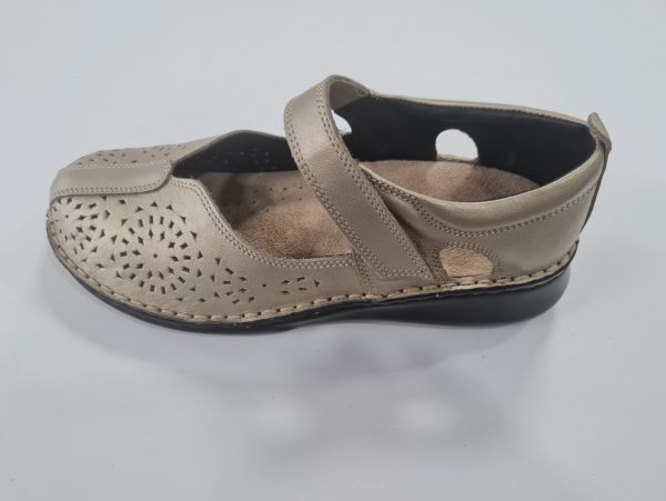 סנדל נעל אורתופדי לנשים SOFTFLEX 882805F1 PLATINO